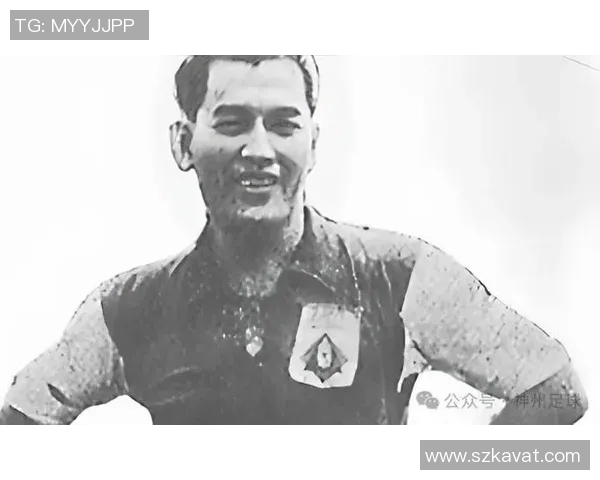 古代中国足球明星探秘:谁是历史上的球场传奇人物