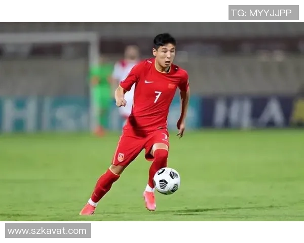 足球明星中是否存在独狼球员的现象与影响分析