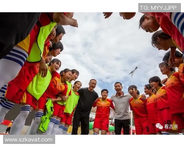 足球明星的魅力与风采男神女神的完美对决与合作